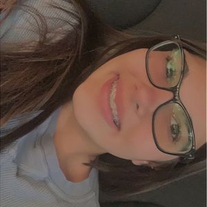 Meet your Posher, Rilee